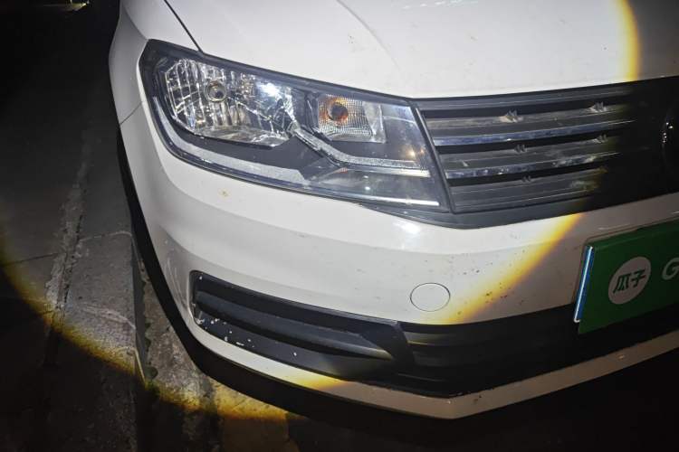 Used Volkswagen Santana 2017 Haval H6 1.6L Automatic Fashion Edition Right Front Headlight