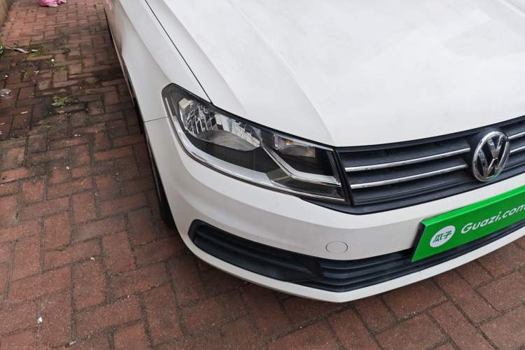 Used Volkswagen Santana 2017 Haval H6 1.6L Automatic Fashion Edition Right Front Headlight
