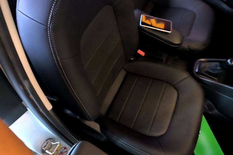 Used Volkswagen Santana 2017 Haval H6 1.6L Automatic Fashion Edition Right Front Seat