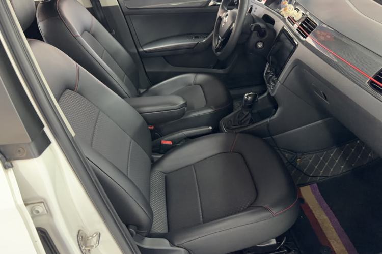 Used Volkswagen Santana 2017 Haval H9 1.6L Automatic Comfort Edition Right Front Seat
