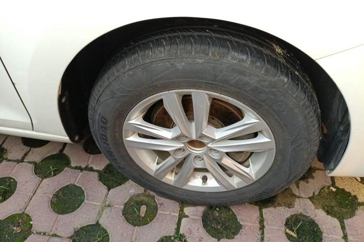 Used Volkswagen Santana 2017 Haval H6 1.6L Automatic Fashion Edition Right Front Wheel Hub