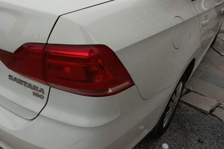 Used Volkswagen Santana 2017 Haval H6 1.6L Automatic Fashion Edition Right Rear Taillight