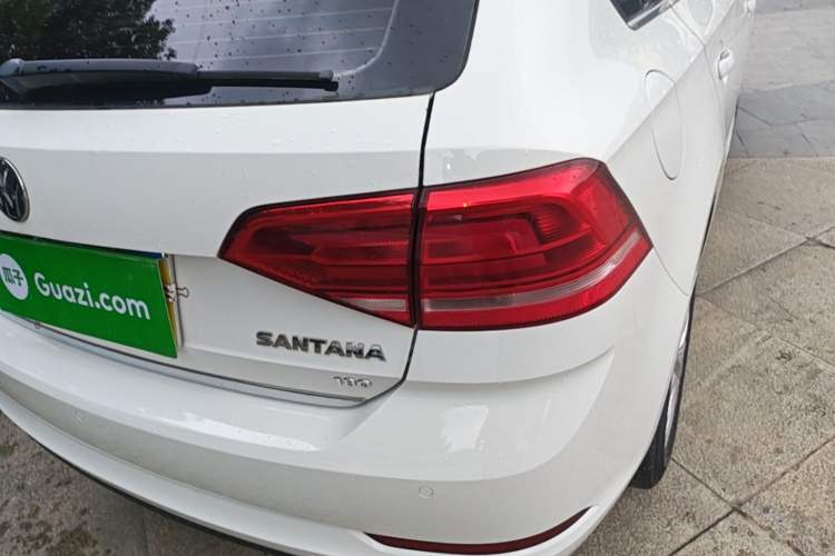 Used Volkswagen Santana 2017 Haval H9 1.6L Automatic Comfort Edition Right Rear Taillight