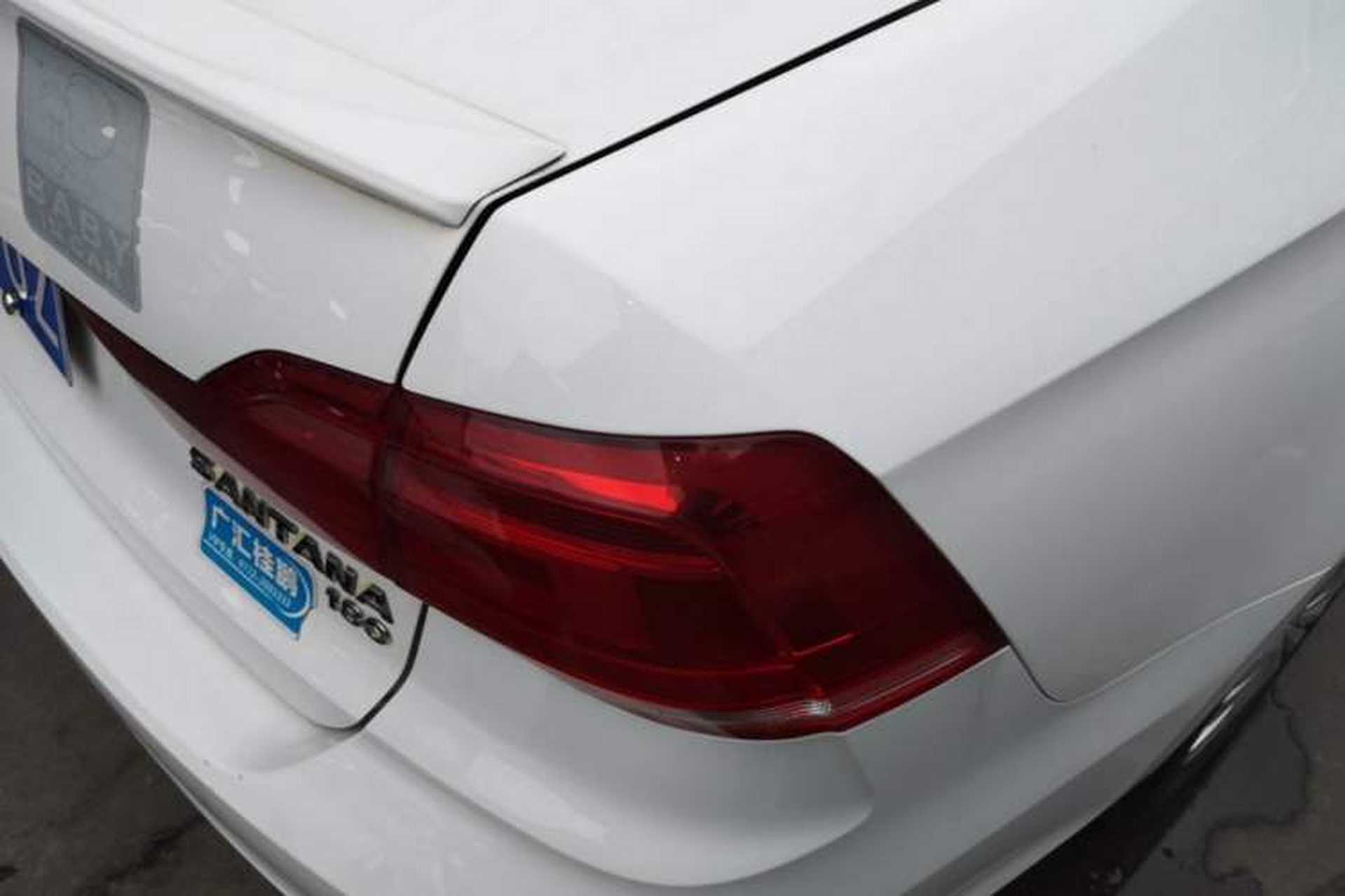 Used Volkswagen Santana 2017 Haval H6 1.6L Automatic Fashion Edition Right Rear Taillight