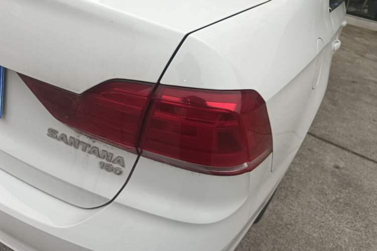 Used Volkswagen Santana 2017 Haval H6 1.6L Automatic Fashion Edition Right Rear Taillight