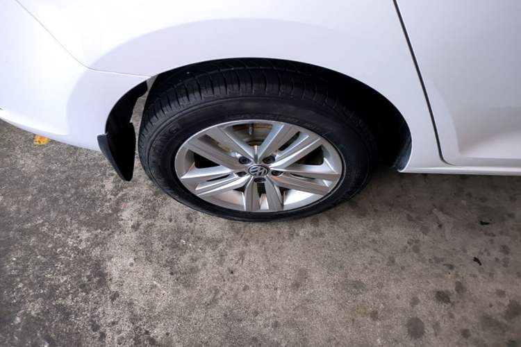 Used Volkswagen Santana 2017 Haval H6 1.6L Automatic Fashion Edition Right Rear Wheel Hub