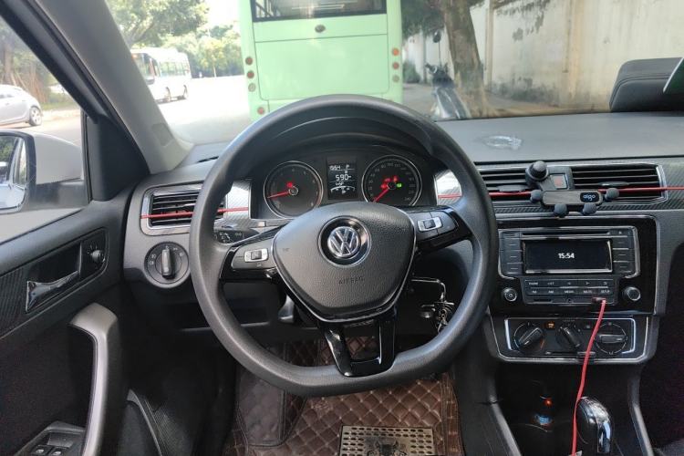 Used Volkswagen Santana 2017 Haval H9 1.6L Automatic Comfort Edition Steering Wheel