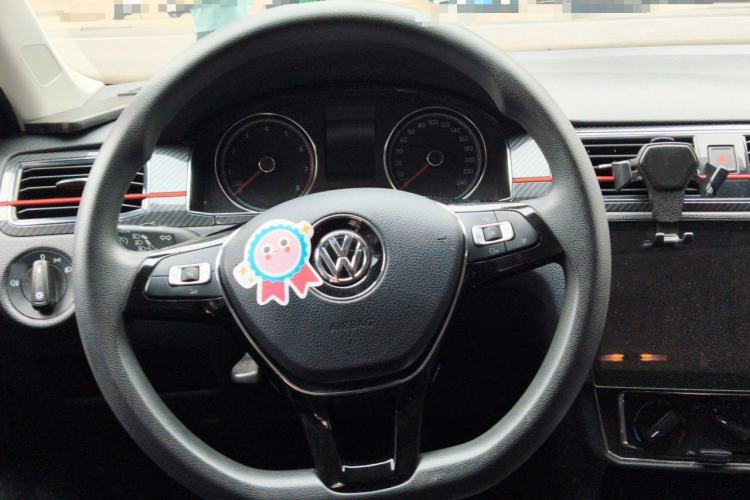 Used Volkswagen Santana 2017 Haval H9 1.6L Automatic Comfort Edition Steering Wheel