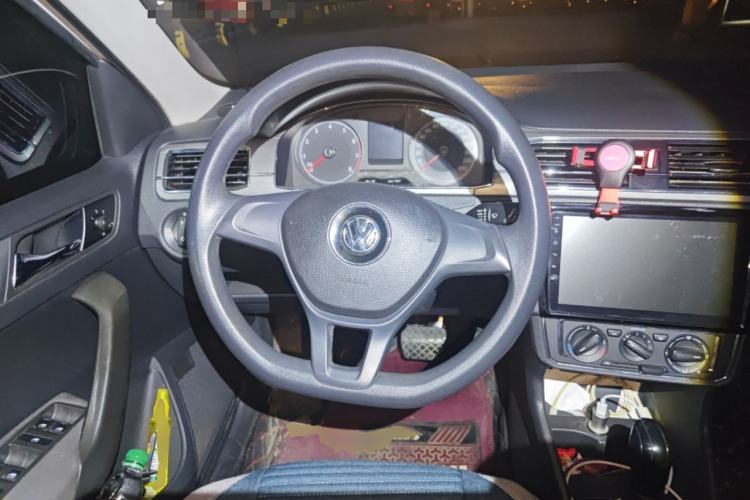 Used Volkswagen Santana 2017 Haval H6 1.6L Automatic Fashion Edition Steering Wheel