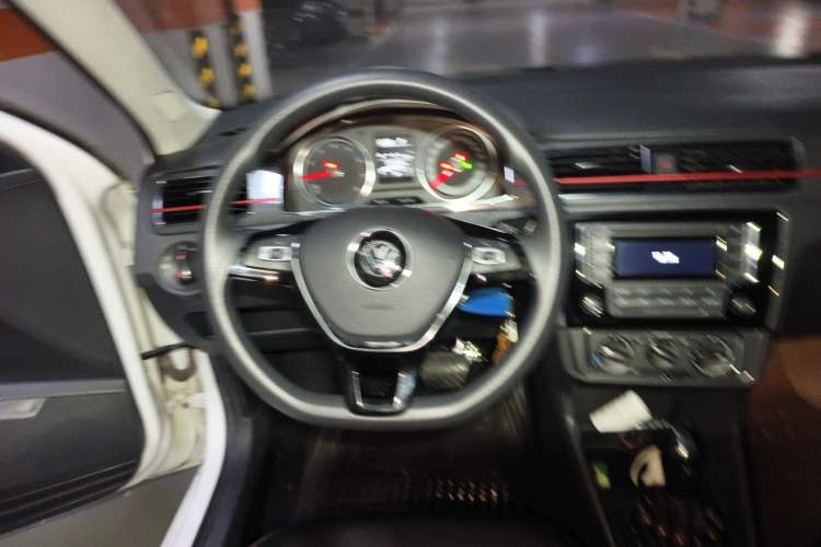 Used Volkswagen Santana 2017 Haval H9 1.6L Automatic Comfort Edition Steering Wheel