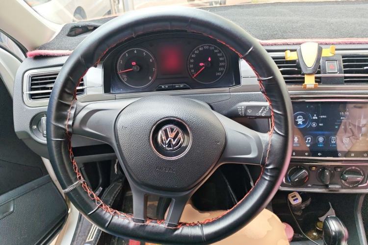 Used Volkswagen Santana 2017 Haval H6 1.6L Automatic Fashion Edition Steering Wheel