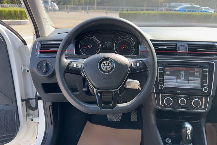 Used Volkswagen Santana 2017 Haval H9 1.6L Automatic Comfort Edition Steering Wheel