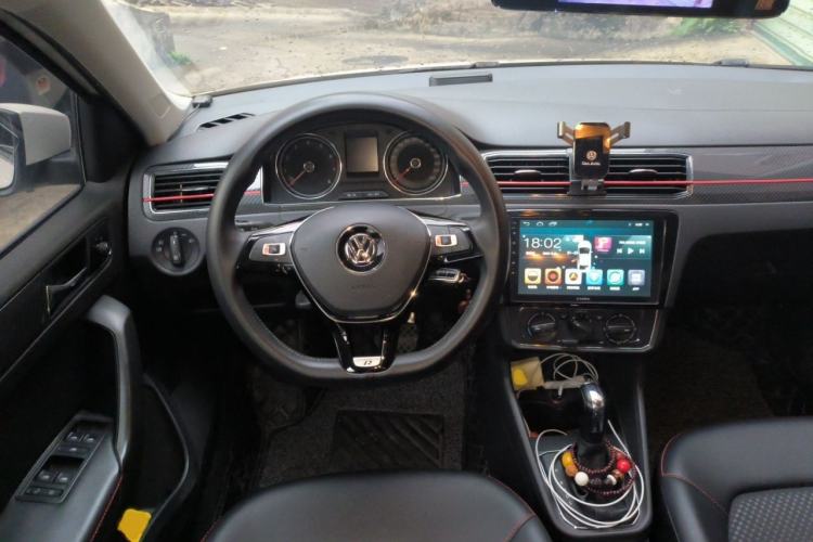 Used Volkswagen Santana 2017 Haval H9 1.6L Automatic Comfort Edition Steering Wheel