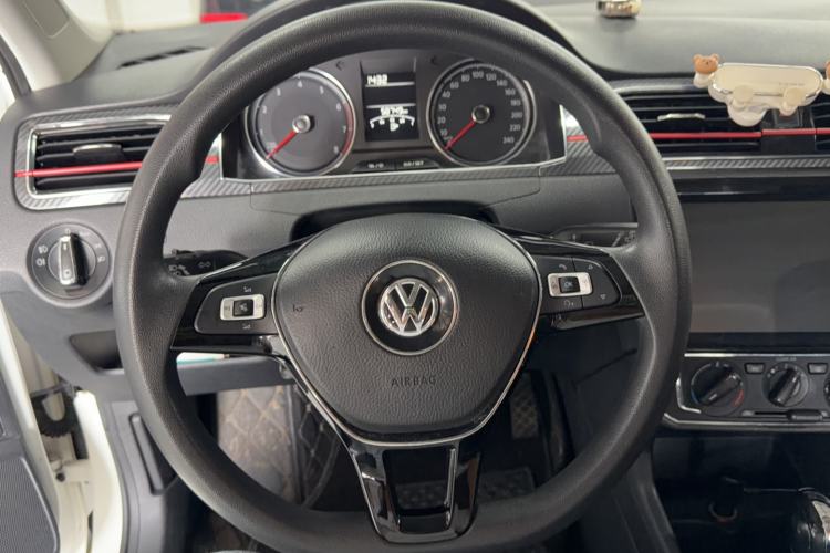 Used Volkswagen Santana 2017 Haval H9 1.6L Automatic Comfort Edition Steering Wheel