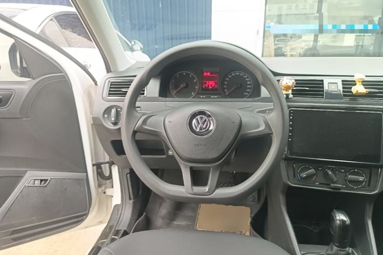 Used Volkswagen Santana 2017 Haval H6 1.6L Automatic Fashion Edition Steering Wheel