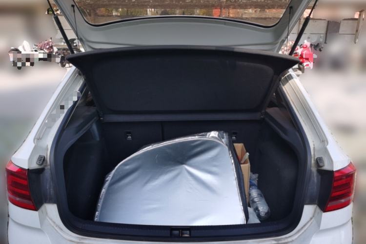 Used Volkswagen Santana 2017 Haval H9 1.6L Automatic Comfort Edition Trunk