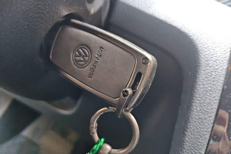 Used Volkswagen Santana 2017 Haval H9 1.6L Automatic Comfort Edition Vehicle Key