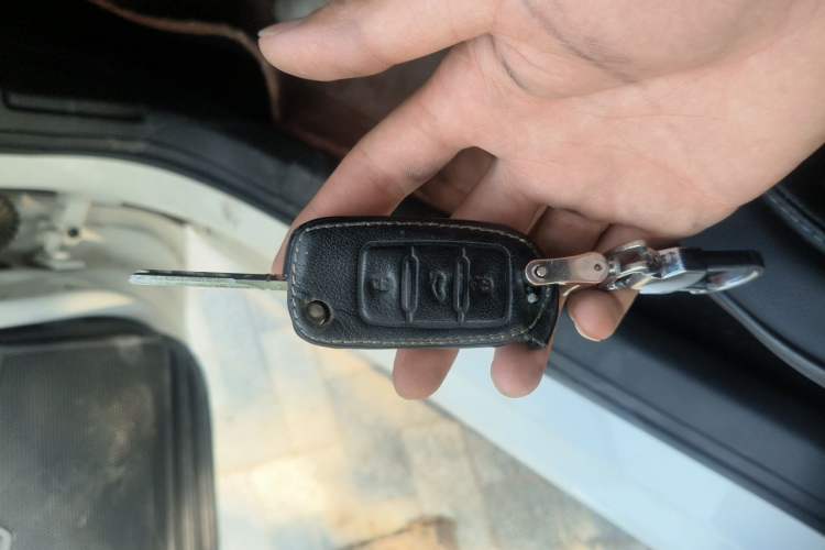 Used Volkswagen Santana 2017 Haval H6 1.6L Automatic Fashion Edition Vehicle Key
