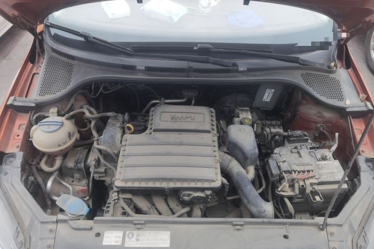 Used Volkswagen Santana 2017 Haval H9 1.6L Automatic Comfort Edition Engine Bay