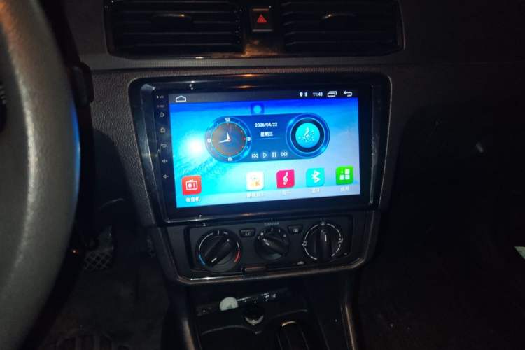 Used Volkswagen Santana 2018 1.5L Automatic Fashion Edition Audio And AC Panel