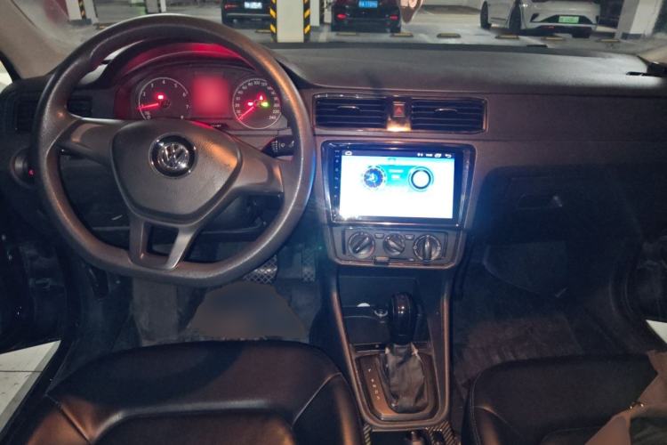 Used Volkswagen Santana 2018 1.5L Automatic Fashion Edition Center Console