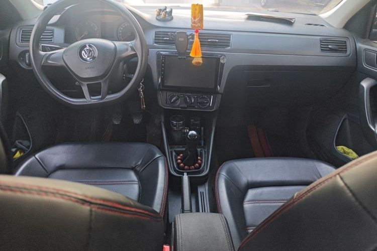 Used Volkswagen Santana 2018 1.5L Manual Fashion Edition Center Console