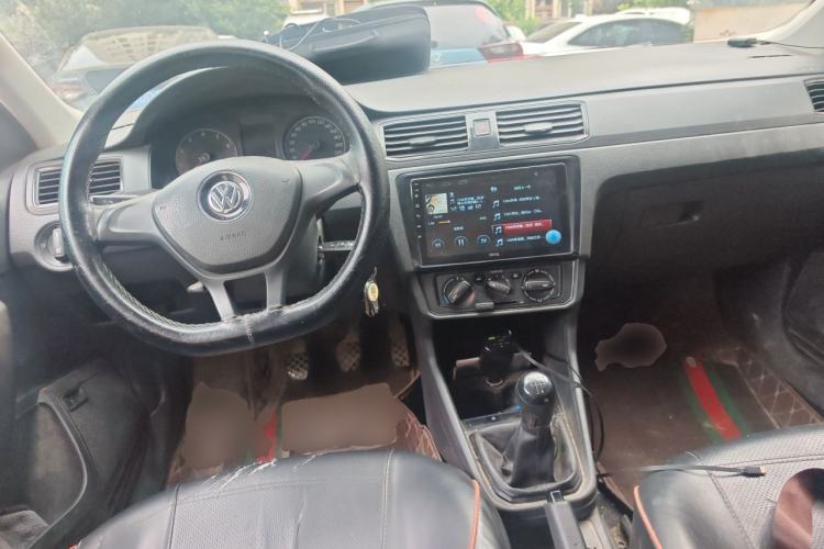 Used Volkswagen Santana 2018 1.5L Manual Fashion Edition Center Console