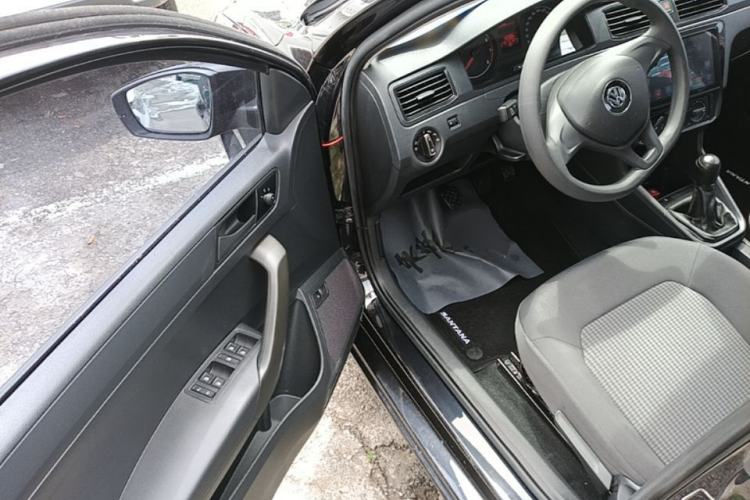Used Volkswagen Santana 2018 1.5L Manual Fashion Edition Driver Seat
