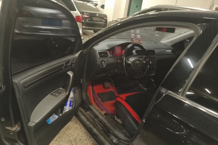 Used Volkswagen Santana 2018 1.5L Automatic Comfort Edition Driver Seat