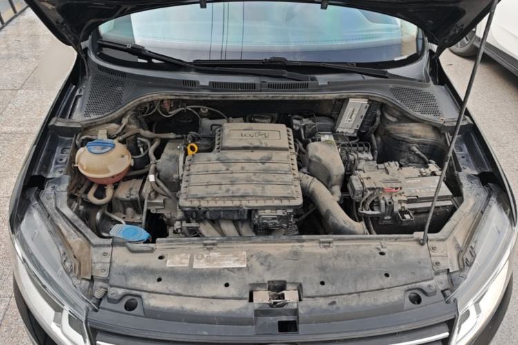 Used Volkswagen Santana 2018 1.5L Manual Fashion Edition Engine Bay