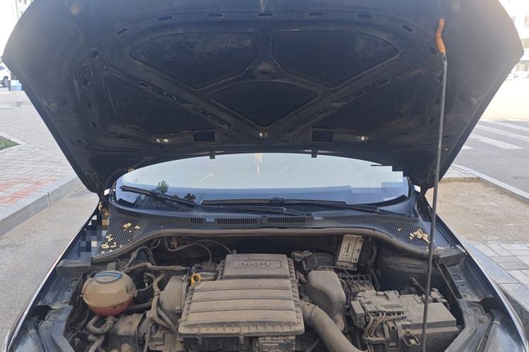 Used Volkswagen Santana 2018 1.5L Manual Fashion Edition Engine Bay