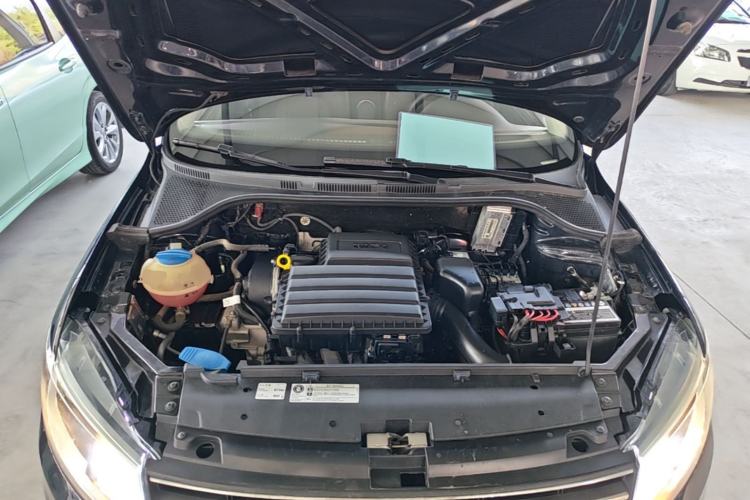 Used Volkswagen Santana 2018 1.5L Manual Comfort Edition Engine Bay