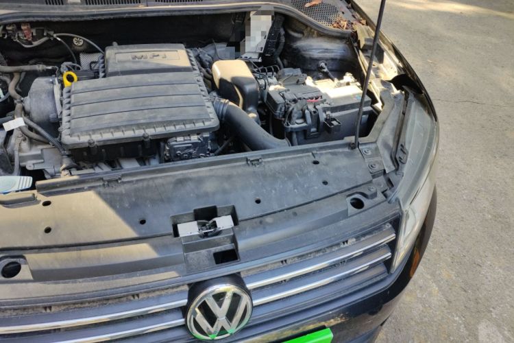 Used Volkswagen Santana 2018 1.5L Manual Fashion Edition Engine Bay Left