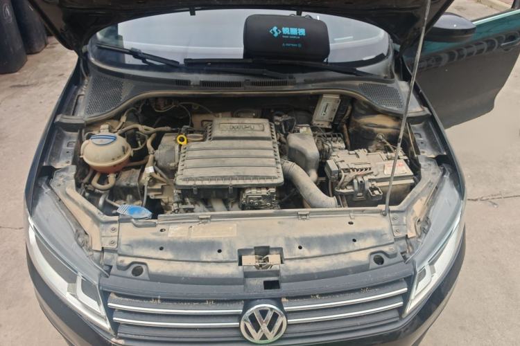 Used Volkswagen Santana 2018 1.5L Manual Fashion Edition Engine Bay