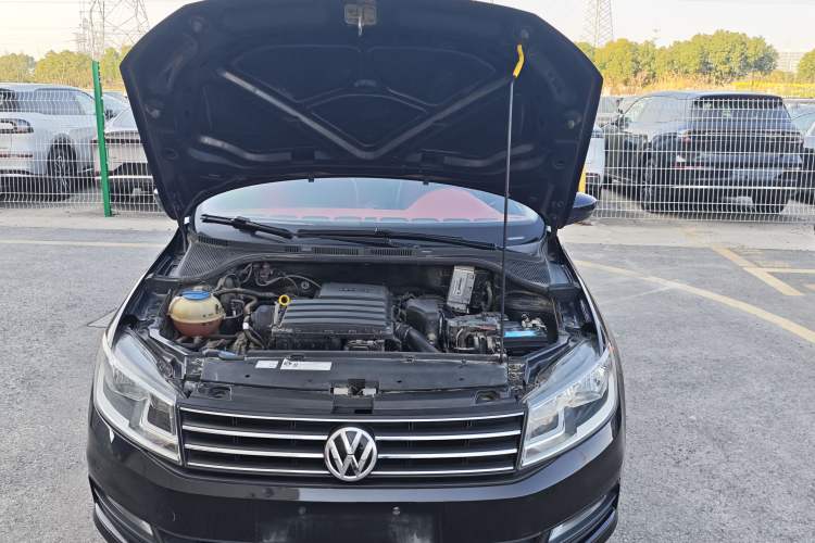 Used Volkswagen Santana 2018 1.5L Automatic Comfort Edition Engine Bay