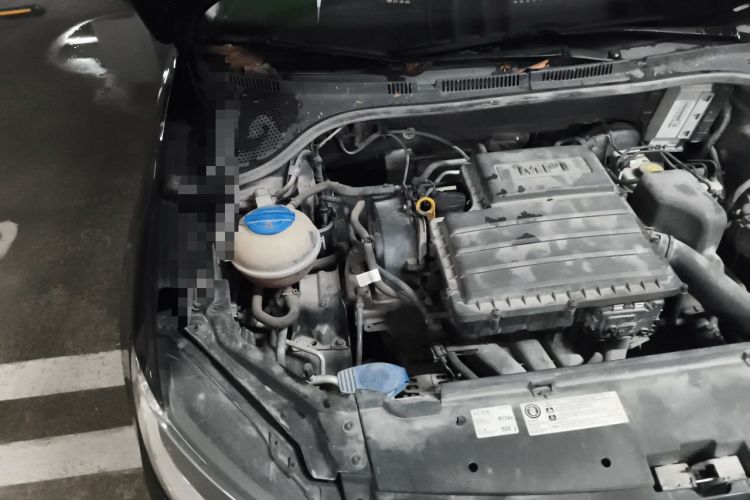Used Volkswagen Santana 2018 1.5L Automatic Fashion Edition Engine Bay Right