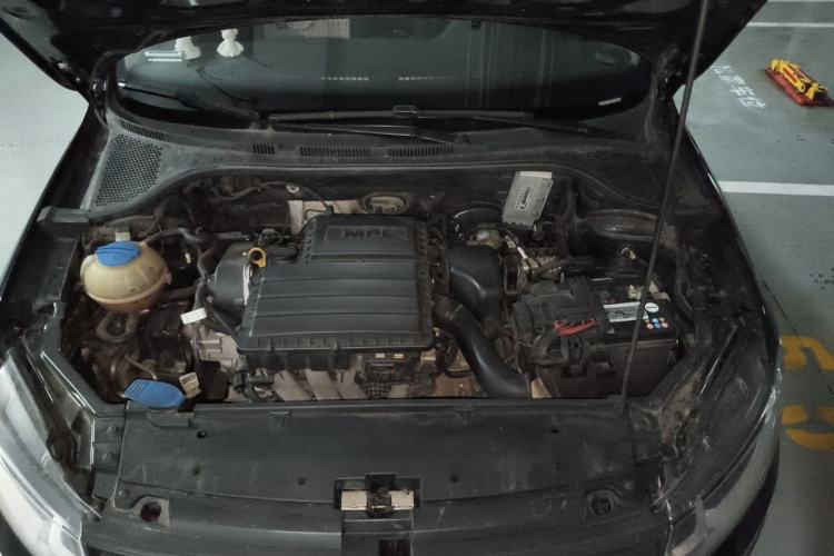 Used Volkswagen Santana 2018 1.5L Automatic Fashion Edition Engine Bay