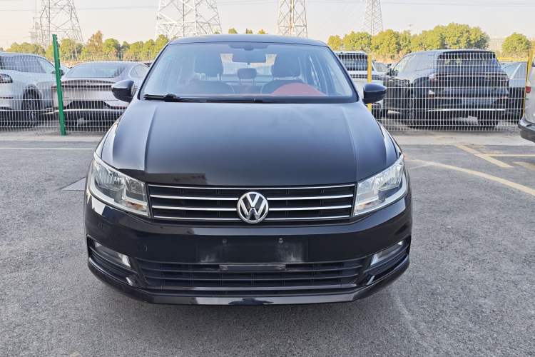 Used Volkswagen Santana 2018 1.5L Automatic Comfort Edition Exterior 1