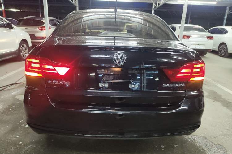 Used Volkswagen Santana 2018 1.5L Manual Fashion Edition Exterior 4