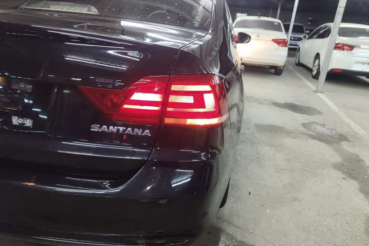 Used Volkswagen Santana 2018 1.5L Manual Fashion Edition Exterior 6