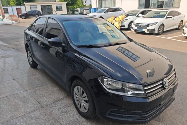 Used Volkswagen Santana 2018 1.5L Manual Fashion Edition Front Right 45 Deg