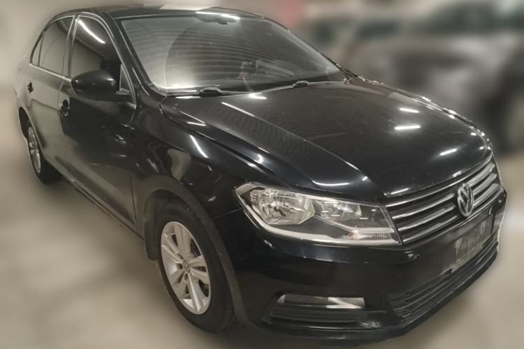Used Volkswagen Santana 2018 1.5L Automatic Comfort Edition Front Right 45 Deg