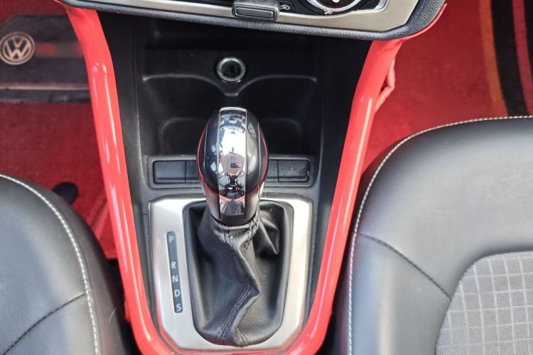 Used Volkswagen Santana 2018 1.5L Automatic Comfort Edition Gear Lever