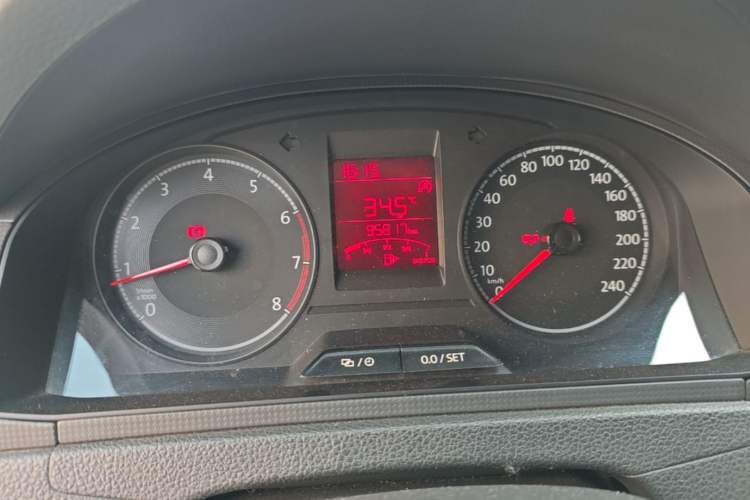 Used Volkswagen Santana 2018 1.5L Manual Fashion Edition Instrument Cluster