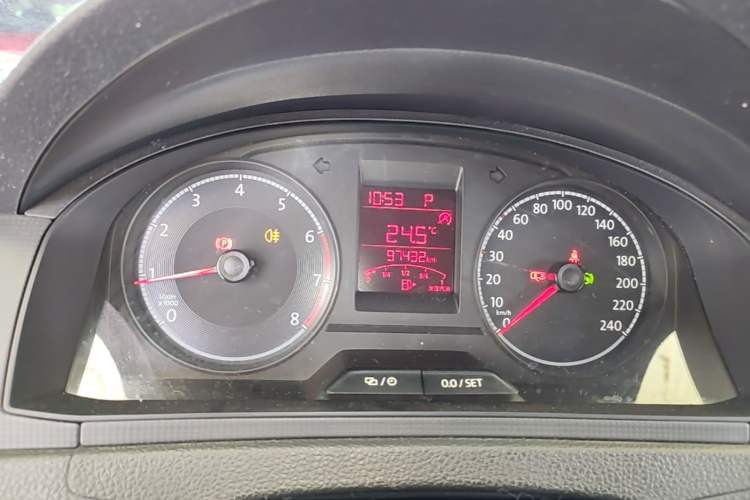 Used Volkswagen Santana 2018 1.5L Automatic Fashion Edition Instrument Cluster