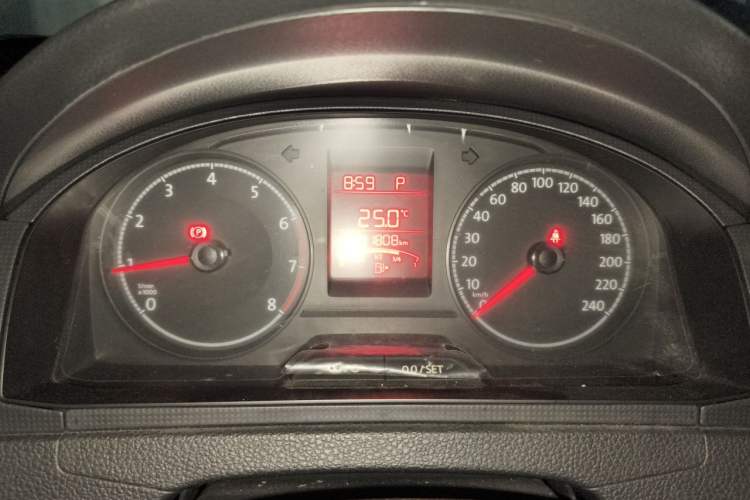 Used Volkswagen Santana 2018 1.5L Automatic Fashion Edition Instrument Cluster