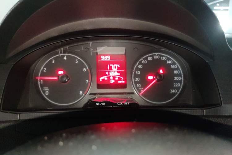 Used Volkswagen Santana 2018 1.5L Manual Fashion Edition Instrument Cluster