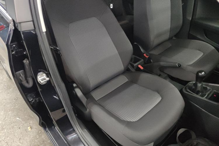 Used Volkswagen Santana 2018 1.5L Manual Fashion Edition Right Front Seat