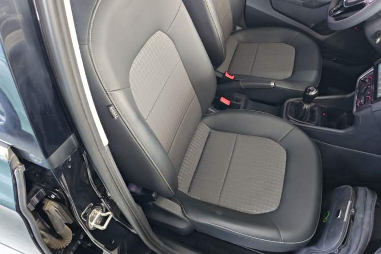 Used Volkswagen Santana 2018 1.5L Manual Comfort Edition Right Front Seat
