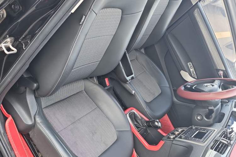 Used Volkswagen Santana 2018 1.5L Automatic Comfort Edition Right Front Seat